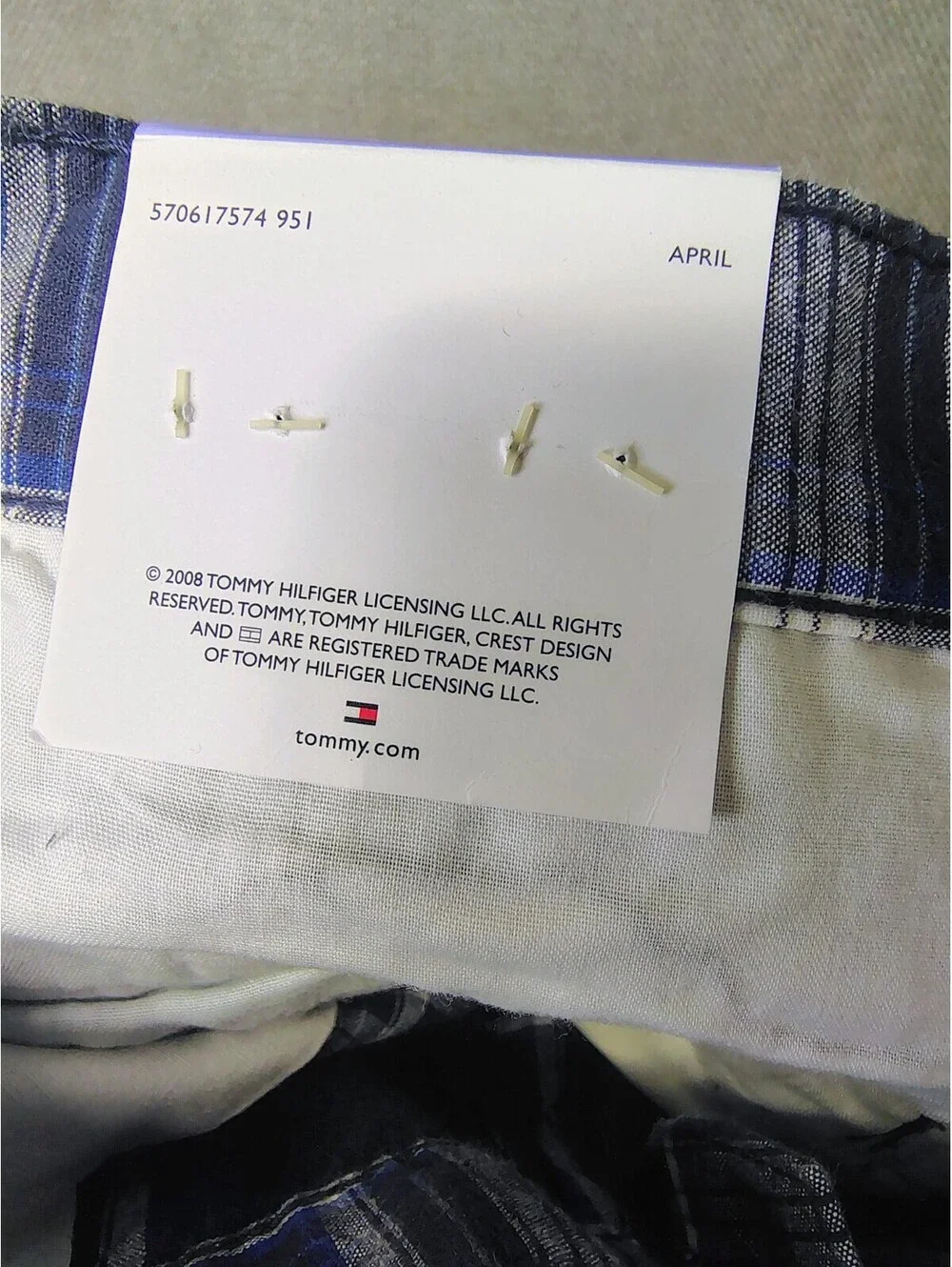 NWT Tommy Hilfiger Boys Shorts Size 18 Blue Plaid Cargo Casual Kids New MSRP $36